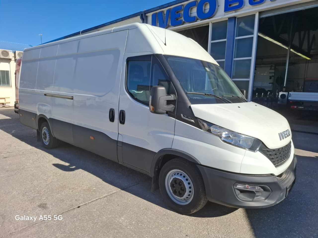 IVECO Daily 35S16V - ميكروباص: صور 2 IVECO Daily 35S16V - ميكروباص: صور 2