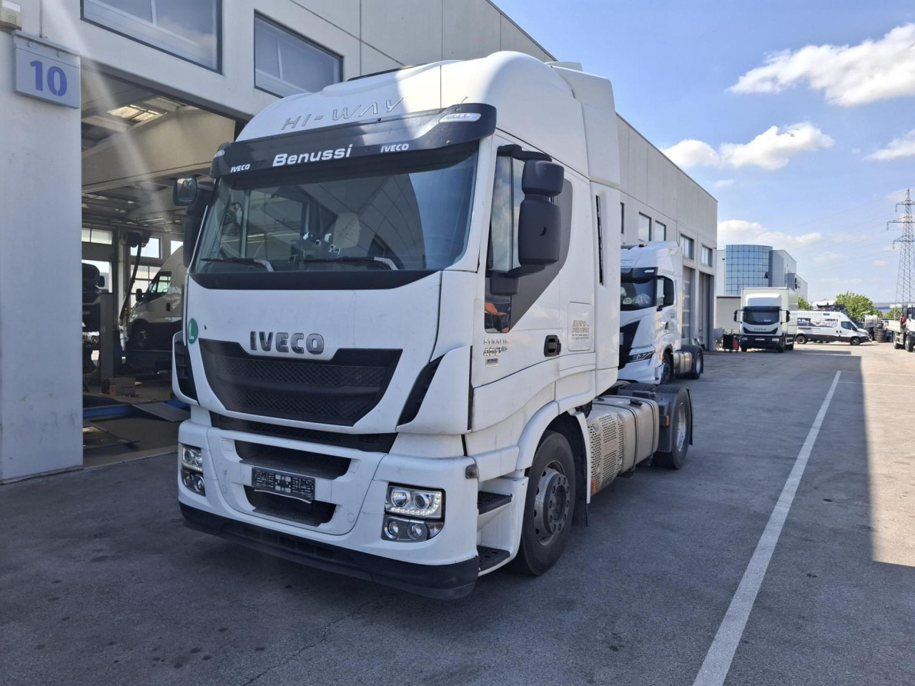 IVECO Stralis AS440S46T/P - شاحنة جرار: صور 1 IVECO Stralis AS440S46T/P - شاحنة جرار: صور 1