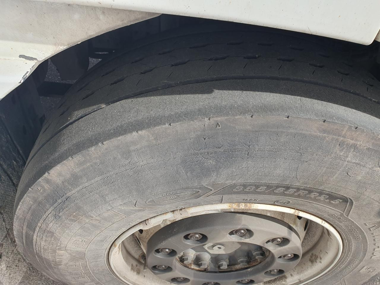 IVECO Stralis AS440S46T/P - شاحنة جرار: صور 5 IVECO Stralis AS440S46T/P - شاحنة جرار: صور 5