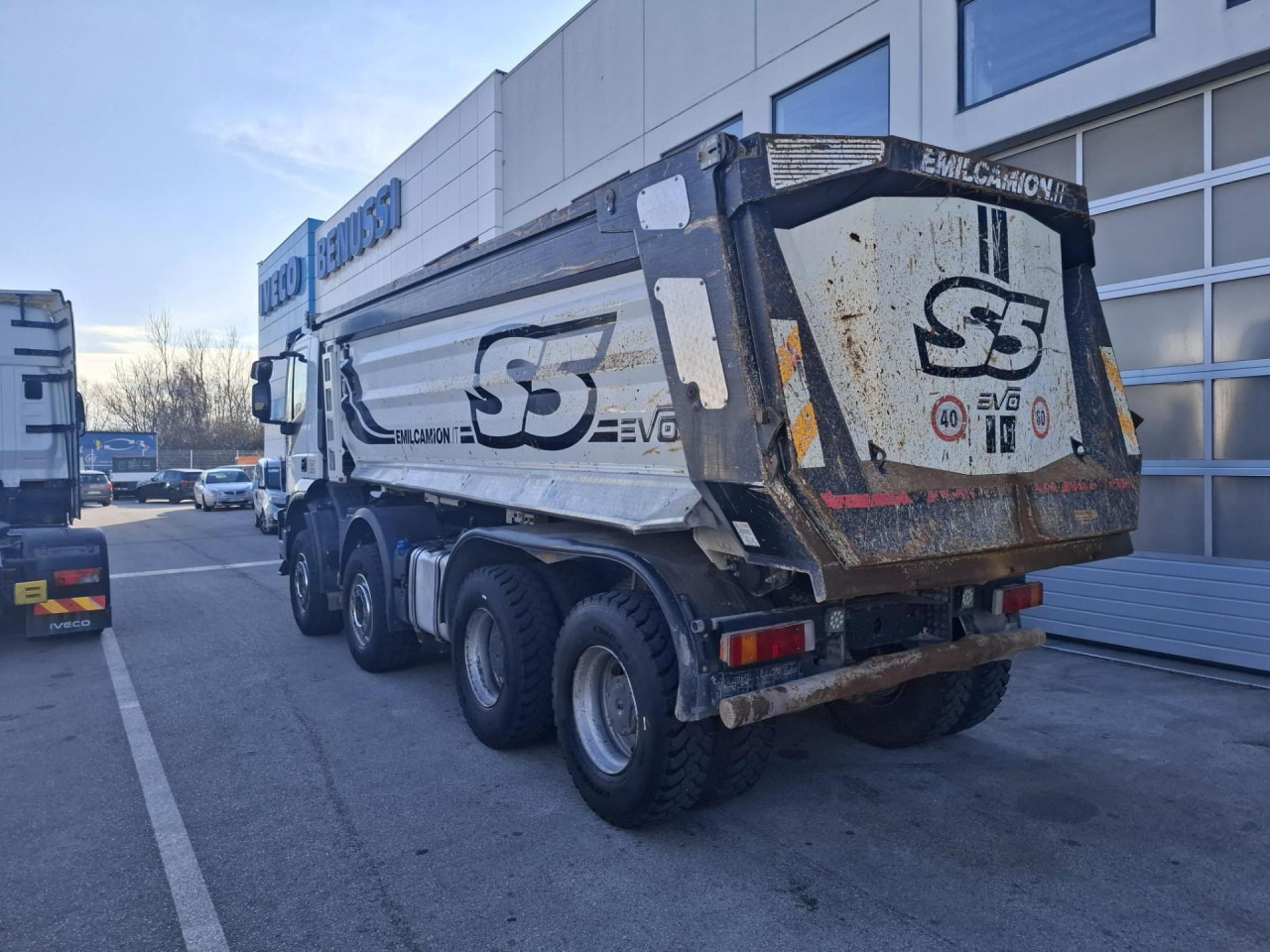 قلابات IVECO Trakker AD410T50: صور 8