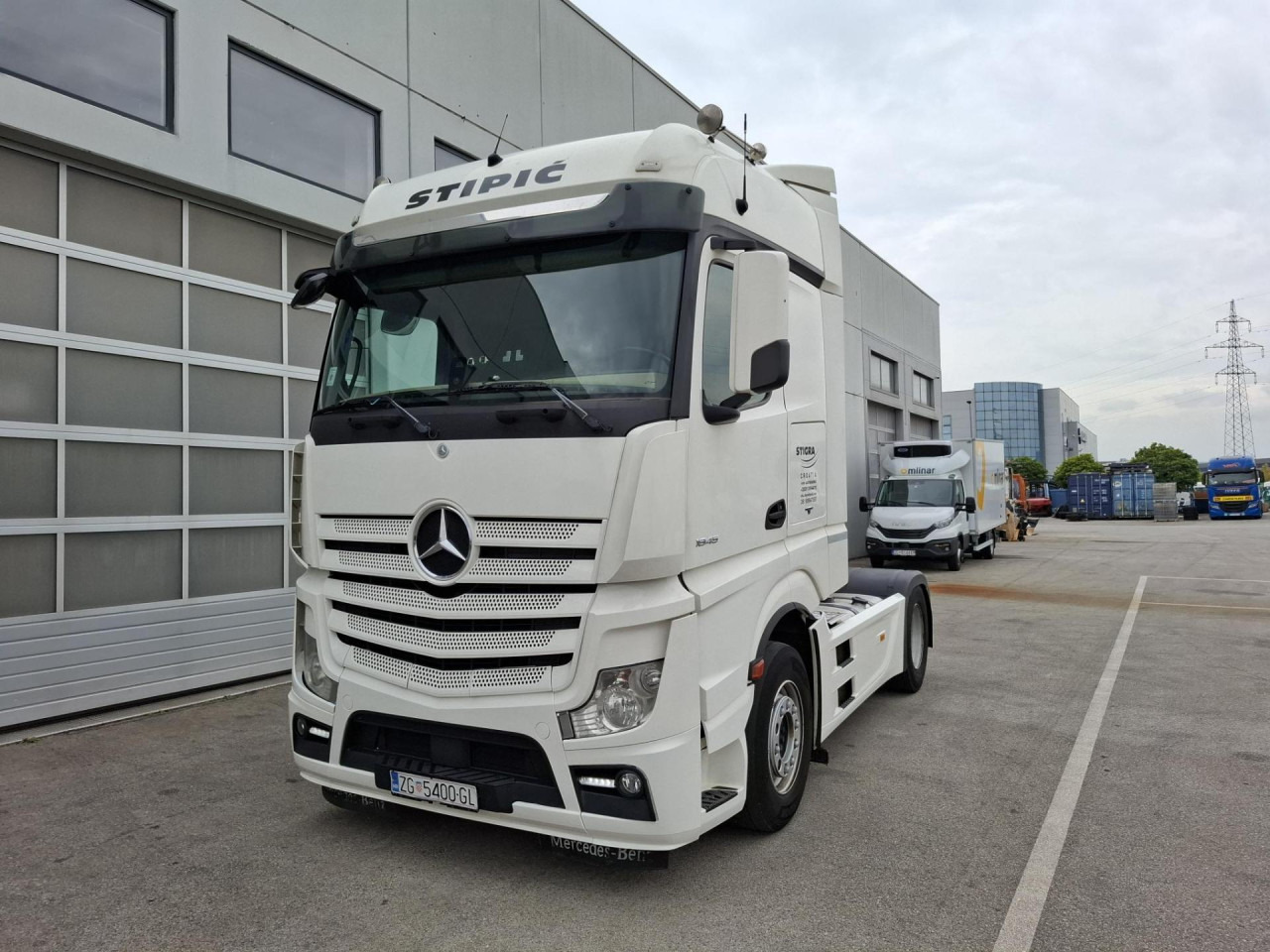 MERCEDES-BENZ Actros 1845 - شاحنة جرار: صور 1 MERCEDES-BENZ Actros 1845 - شاحنة جرار: صور 1