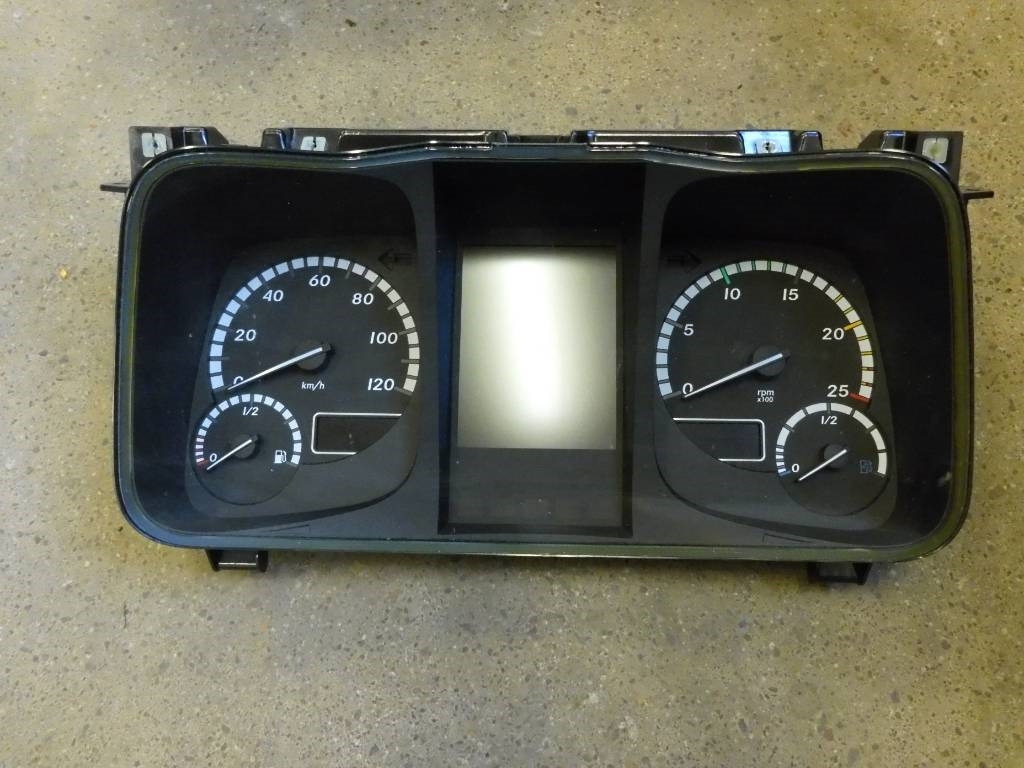 Mercedes-Benz Actros mätarhus, A 011 446 76 21 - النظام الكهربائي - شاحنة: صور 1 Mercedes-Benz Actros mätarhus, A 011 446 76 21 - النظام الكهربائي - شاحنة: صور 1