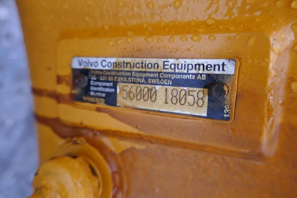 Volvo L180 HL Framaxel, voe56000 - المحور و قطع الغيار - آلات البناء: صور 3 Volvo L180 HL Framaxel, voe56000 - المحور و قطع الغيار - آلات البناء: صور 3