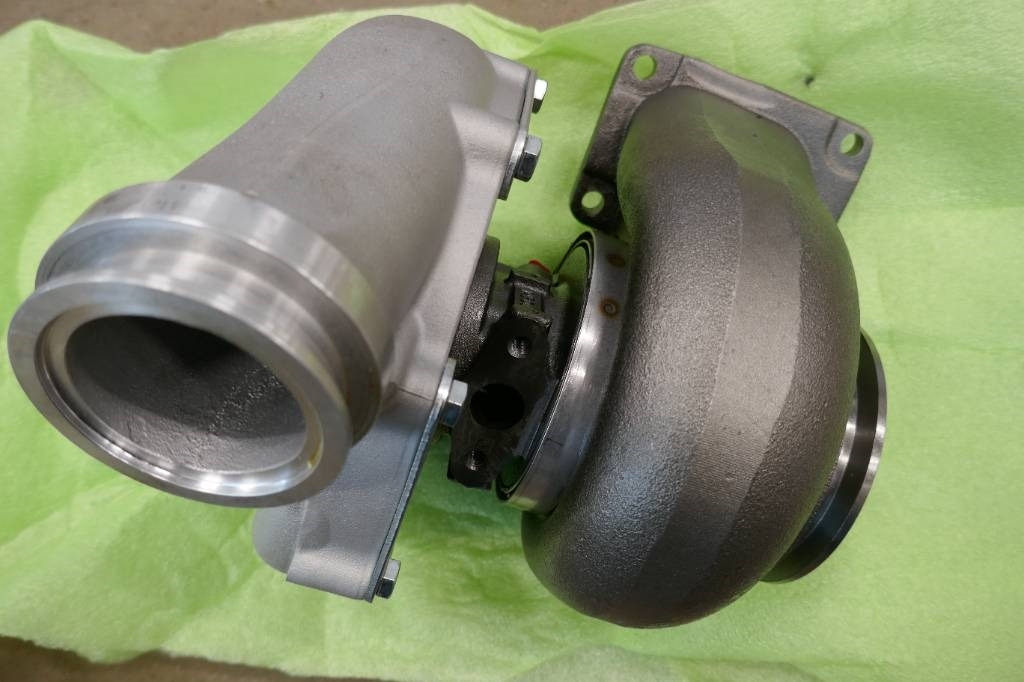 Volvo Turbo, voe11127624 - المحرك - آلات البناء: صور 2 Volvo Turbo, voe11127624 - المحرك - آلات البناء: صور 2
