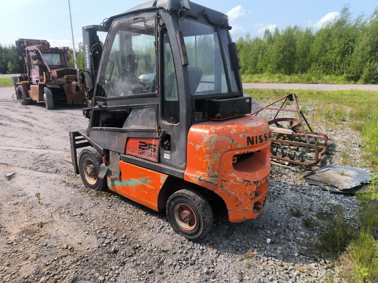 NISSAN FD25 - رافعة شوكية ديزل: صور 2 NISSAN FD25 - رافعة شوكية ديزل: صور 2
