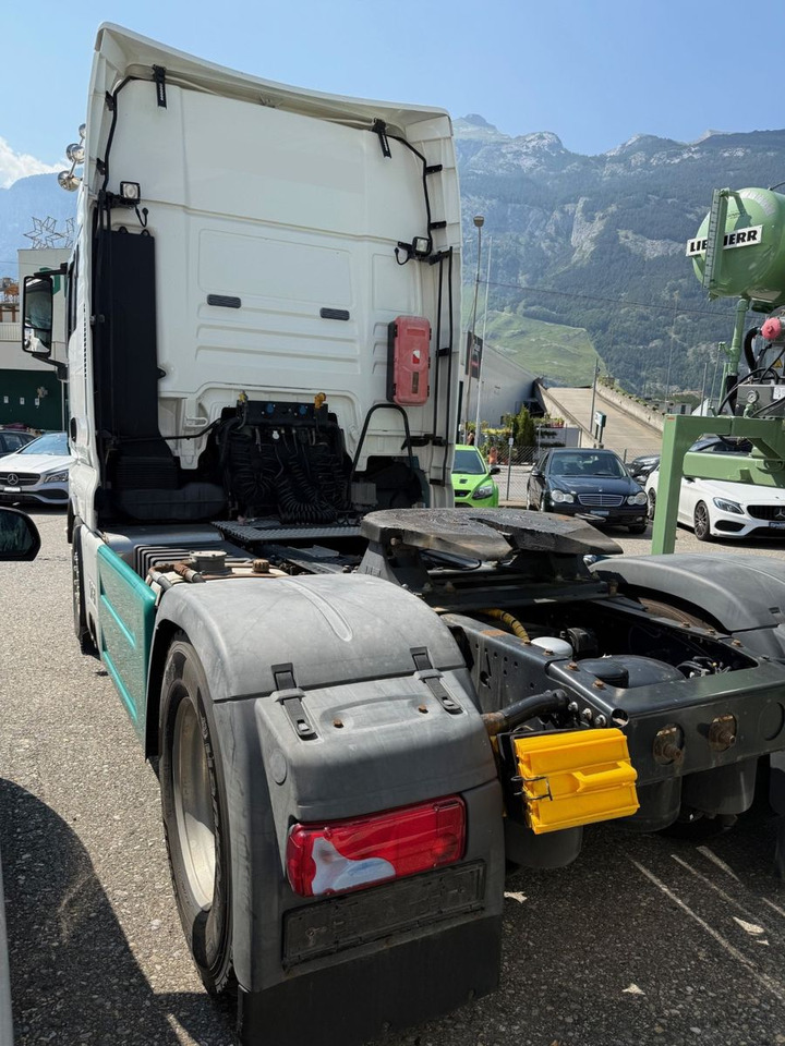 MAN TGX 18.680 V8 4x2, Euro 5,Retarder,Kipphydraulik - شاحنة جرار: صور 3 MAN TGX 18.680 V8 4x2, Euro 5,Retarder,Kipphydraulik - شاحنة جرار: صور 3