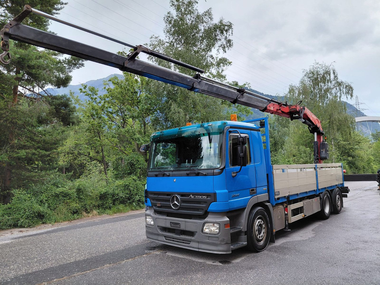 Mercedes-Benz Actros 2544 6x2, E5, EPS, Fassi F260XP, Retarder - شاحنة كرين: صور 1 Mercedes-Benz Actros 2544 6x2, E5, EPS, Fassi F260XP, Retarder - شاحنة كرين: صور 1