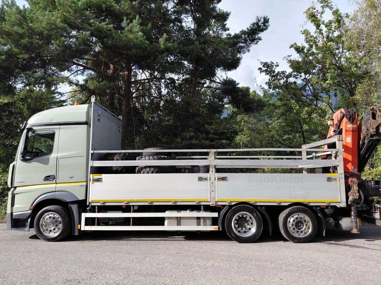 Mercedes-Benz Actros 2545 6x2, E6, Retarder, Effer 265/6S - شاحنة كرين: صور 3 Mercedes-Benz Actros 2545 6x2, E6, Retarder, Effer 265/6S - شاحنة كرين: صور 3