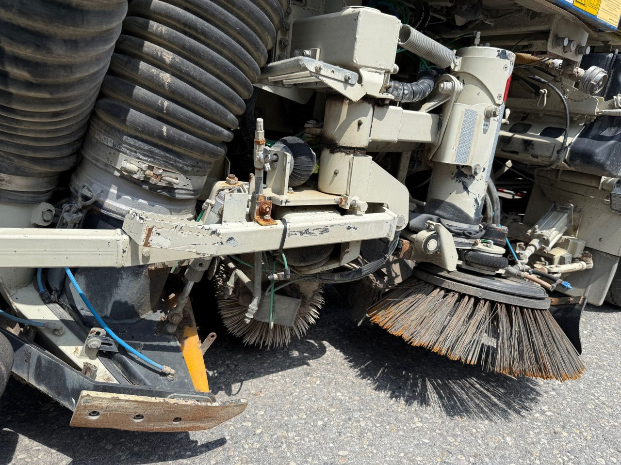 سياره كنس شوارع Mercedes-Benz Axor 1829 4x2, E5, EPS, RHD, Faun Kehrmaschine: صور 7