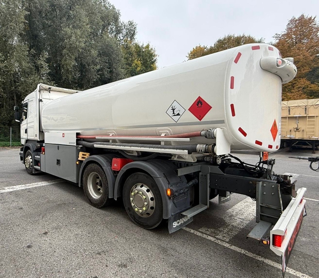 Scania R450 LB 6x2, ADR, E6,Schwarzmüller,Diesel/Benzin - شاحنة صهريج: صور 5 Scania R450 LB 6x2, ADR, E6,Schwarzmüller,Diesel/Benzin - شاحنة صهريج: صور 5