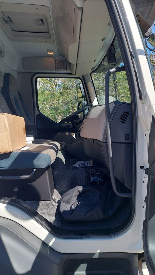 شاحنة نقل خيل Volvo FL280 4x2, E6, Wohnwagen + 2 Pferdeplaetze Volvo FL280 4x2, E6, 7.40m Chassis, Fahrgestell: صور 11