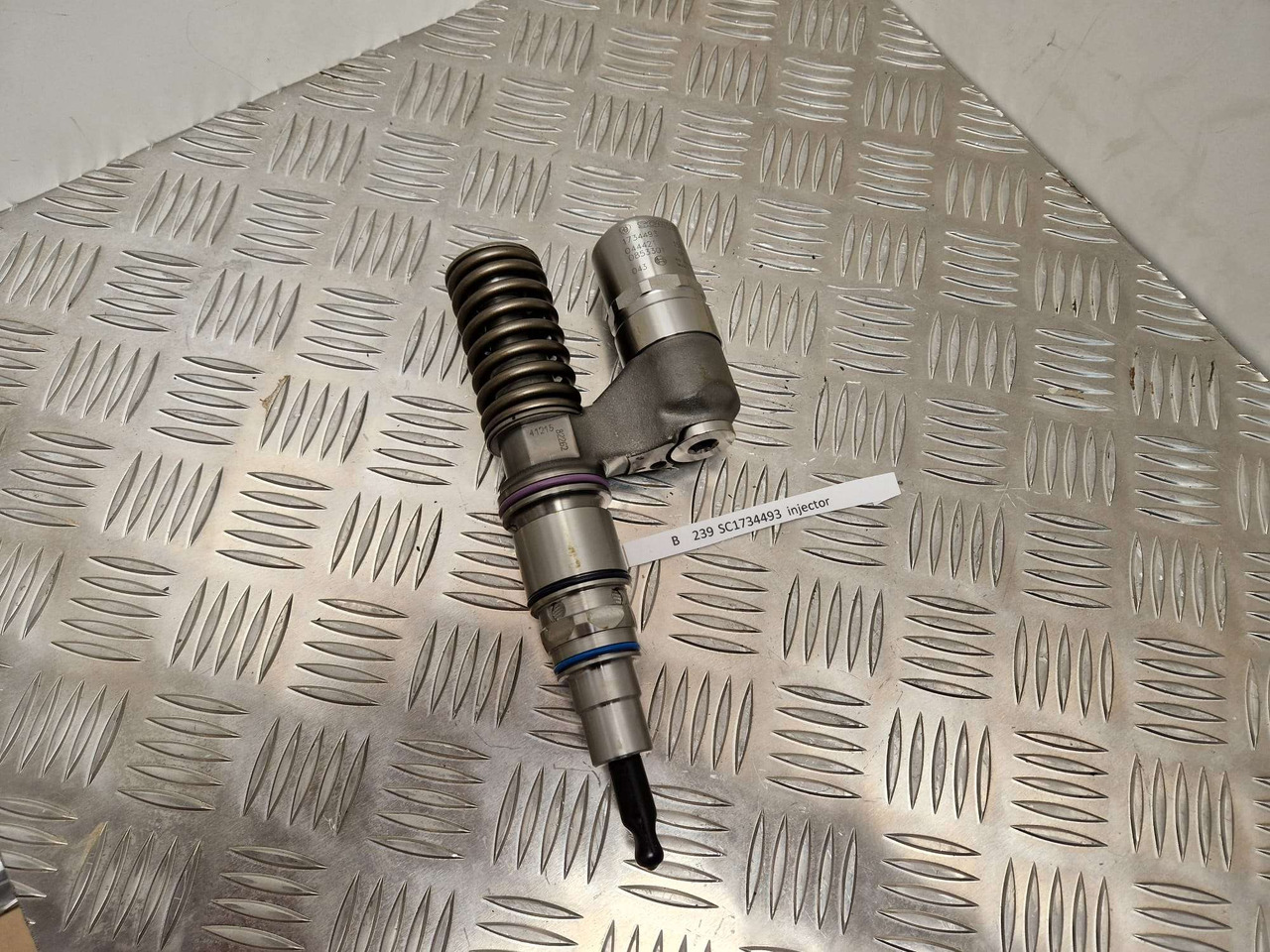 1734493 Scania fuel injector Bosch - المحرك و قطع الغيار - آلات البناء: صور 1 1734493 Scania fuel injector Bosch - المحرك و قطع الغيار - آلات البناء: صور 1