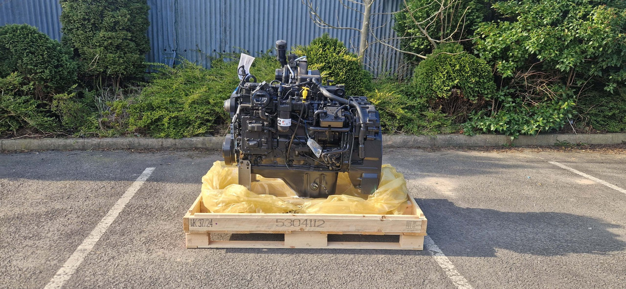 Cummins QSB 6.7 engine unused 6 cylinder CM2450 ECU - المحرك - آلات البناء: صور 1 Cummins QSB 6.7 engine unused 6 cylinder CM2450 ECU - المحرك - آلات البناء: صور 1