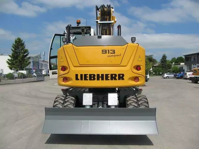 2022 Liebherr A 913 Compact G6.0-D - حفارة على عجلات: صور 4 2022 Liebherr A 913 Compact G6.0-D - حفارة على عجلات: صور 4