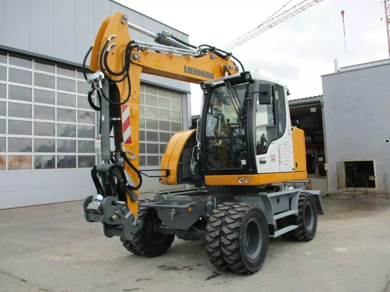 2023 Liebherr A 913 Compact G6.0-D Litronic - حفارة على عجلات: صور 1 2023 Liebherr A 913 Compact G6.0-D Litronic - حفارة على عجلات: صور 1