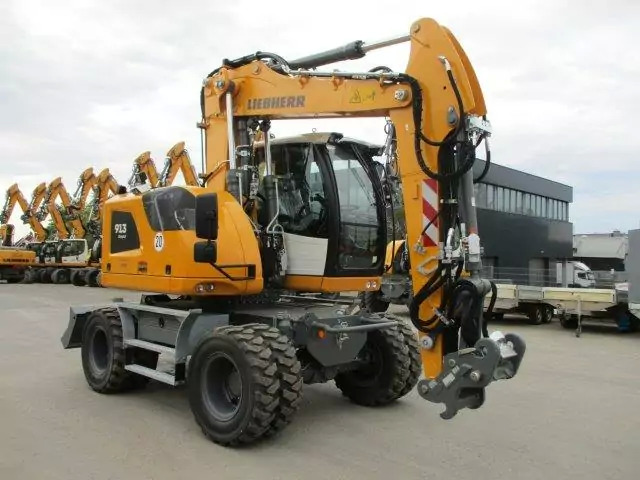 2023 Liebherr A 913 Compact G6.0-D Litronic - حفارة على عجلات: صور 2 2023 Liebherr A 913 Compact G6.0-D Litronic - حفارة على عجلات: صور 2