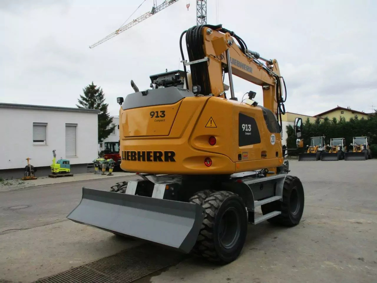 2023 Liebherr A 913 Compact G6.0-D Litronic - حفارة على عجلات: صور 3 2023 Liebherr A 913 Compact G6.0-D Litronic - حفارة على عجلات: صور 3