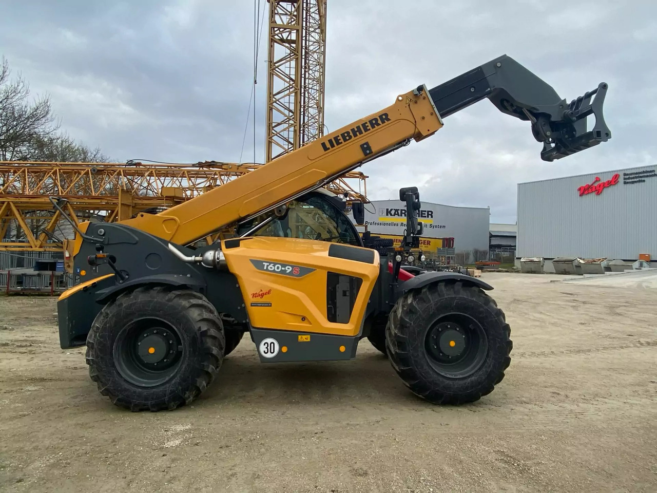 رافعة تلسكوبية 2023 Liebherr T 60-9s: صور 6