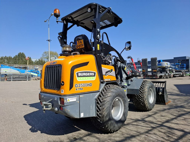 Giant G2500 - آلات البناء - الآلات والماكينات الزراعية: صور 3 Giant G2500 - آلات البناء - الآلات والماكينات الزراعية: صور 3