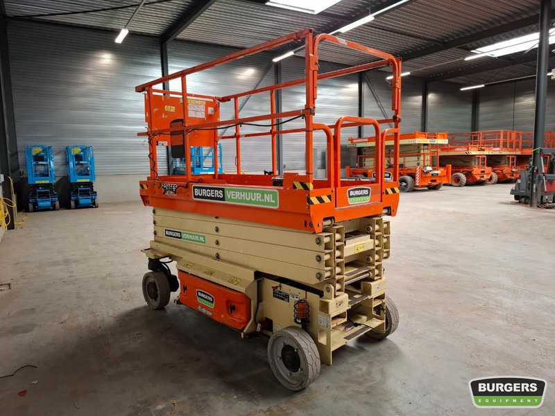 JLG 3246ES - رافعات مقصية: صور 2 JLG 3246ES - رافعات مقصية: صور 2