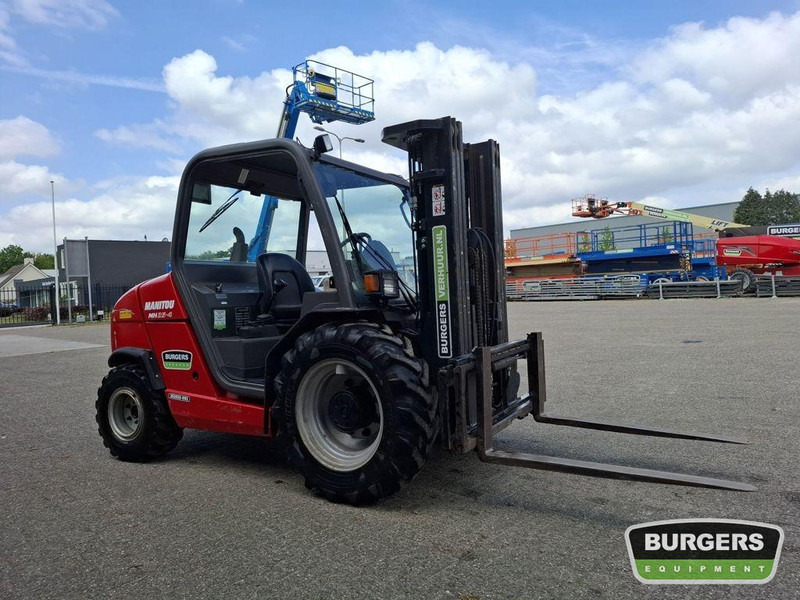 Manitou MH25-4 Buggy - شاحنات الطرق الوعرة: صور 2 Manitou MH25-4 Buggy - شاحنات الطرق الوعرة: صور 2