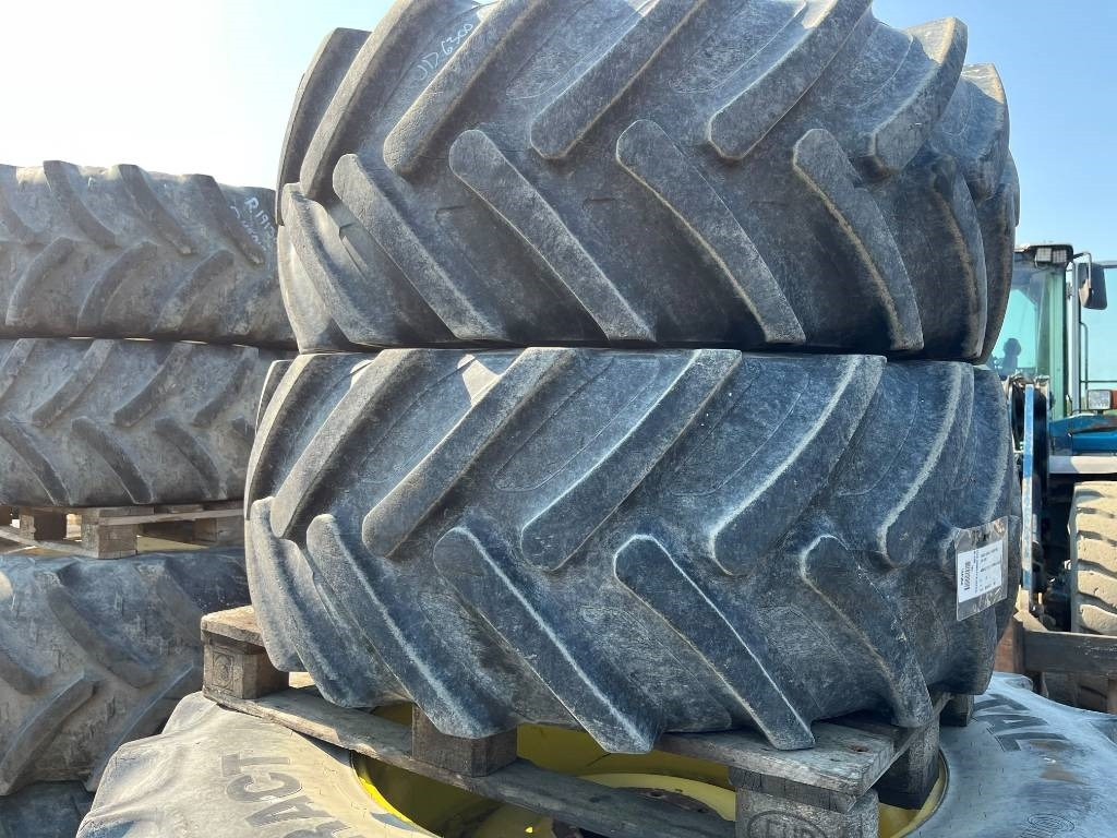 Alliance 480/70R24 till John Deere 6300 - الإطارات - الآلات والماكينات الزراعية: صور 1 Alliance 480/70R24 till John Deere 6300 - الإطارات - الآلات والماكينات الزراعية: صور 1