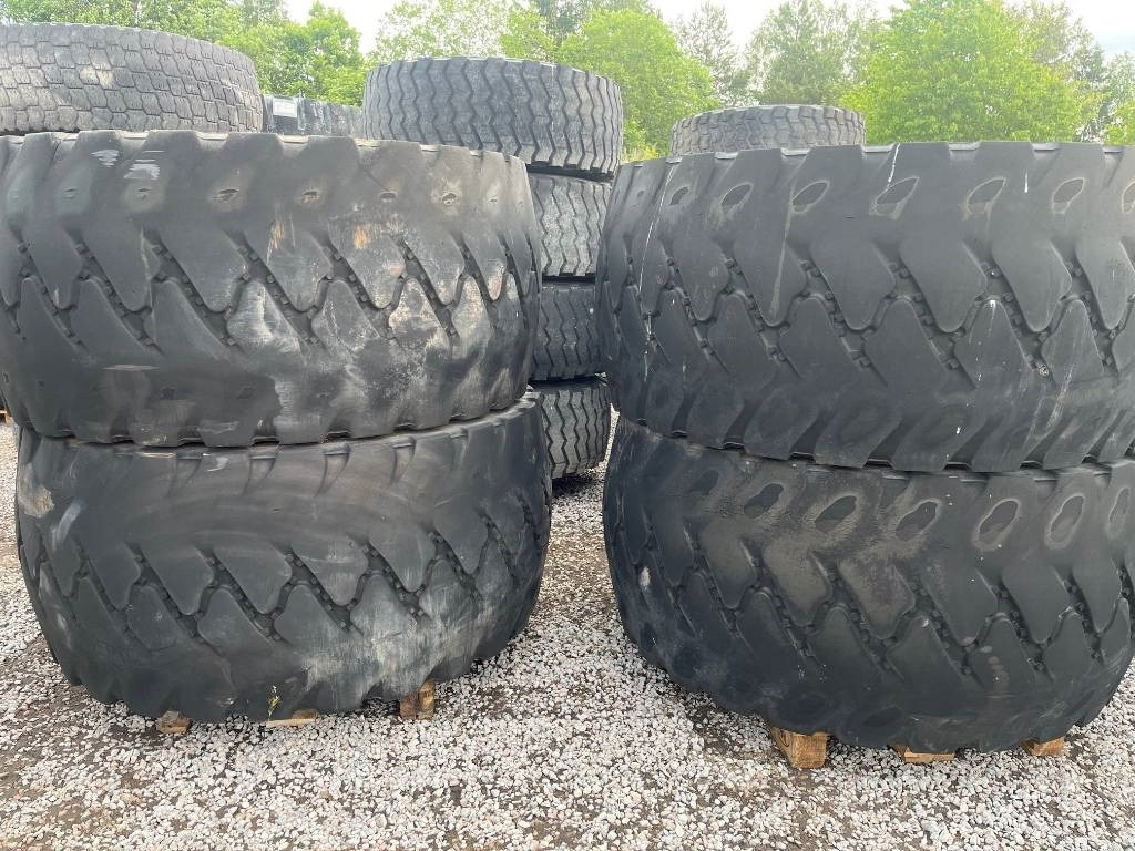 Bridgestone 775 /65 R29 Volvo L180 Wheels - عجلات: صور 1 Bridgestone 775 /65 R29 Volvo L180 Wheels - عجلات: صور 1
