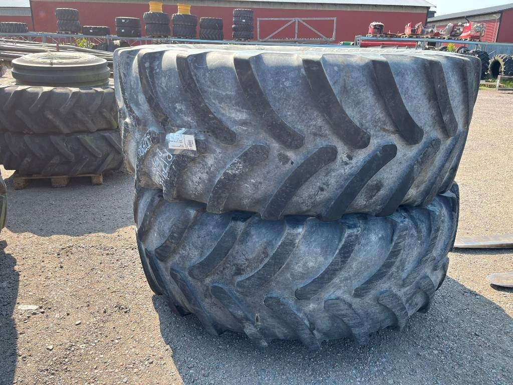Firestone 650/65R42 till John Deere 7920 - الإطارات - الآلات والماكينات الزراعية: صور 1 Firestone 650/65R42 till John Deere 7920 - الإطارات - الآلات والماكينات الزراعية: صور 1