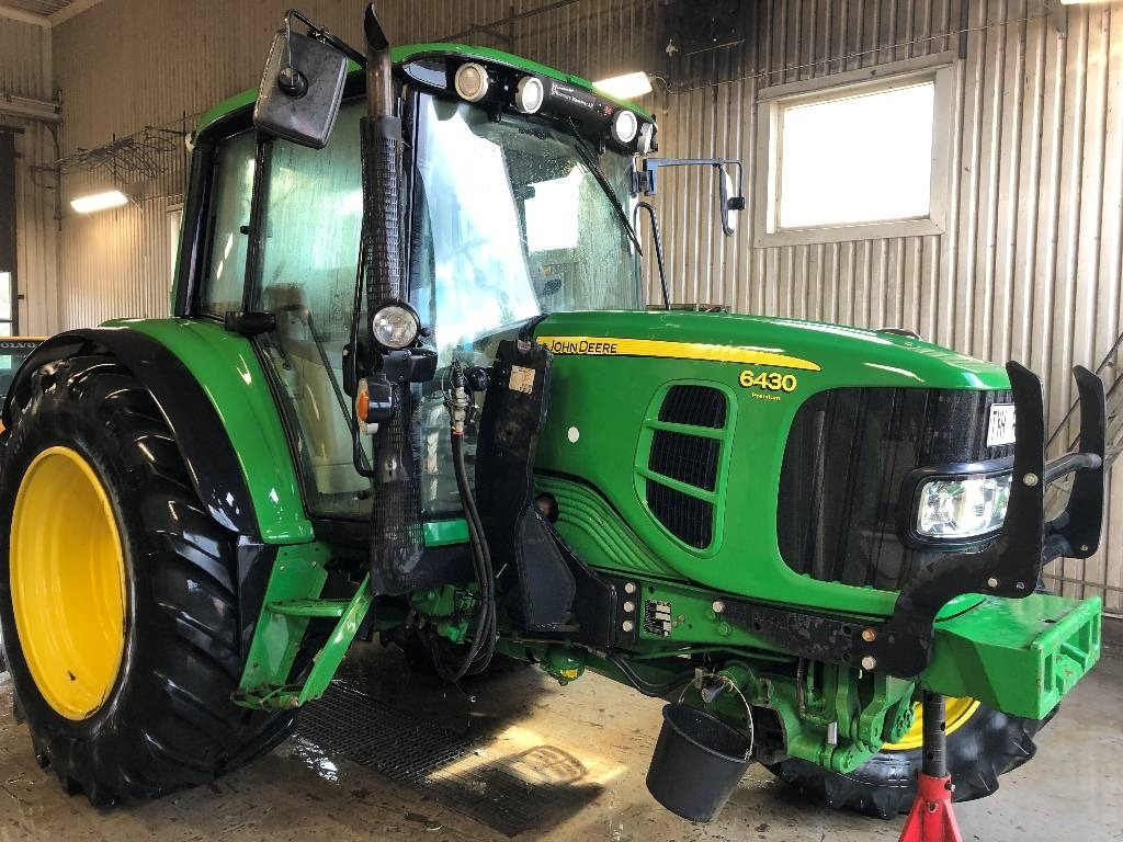John Deere 6430 dismantled : only spare parts - جرار: صور 5 John Deere 6430 dismantled : only spare parts - جرار: صور 5
