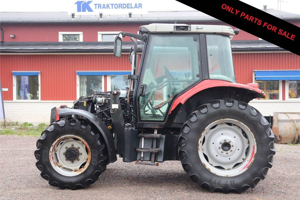 Massey Ferguson 5445 Dismantled. Only spare parts - جرار: صور 1 Massey Ferguson 5445 Dismantled. Only spare parts - جرار: صور 1