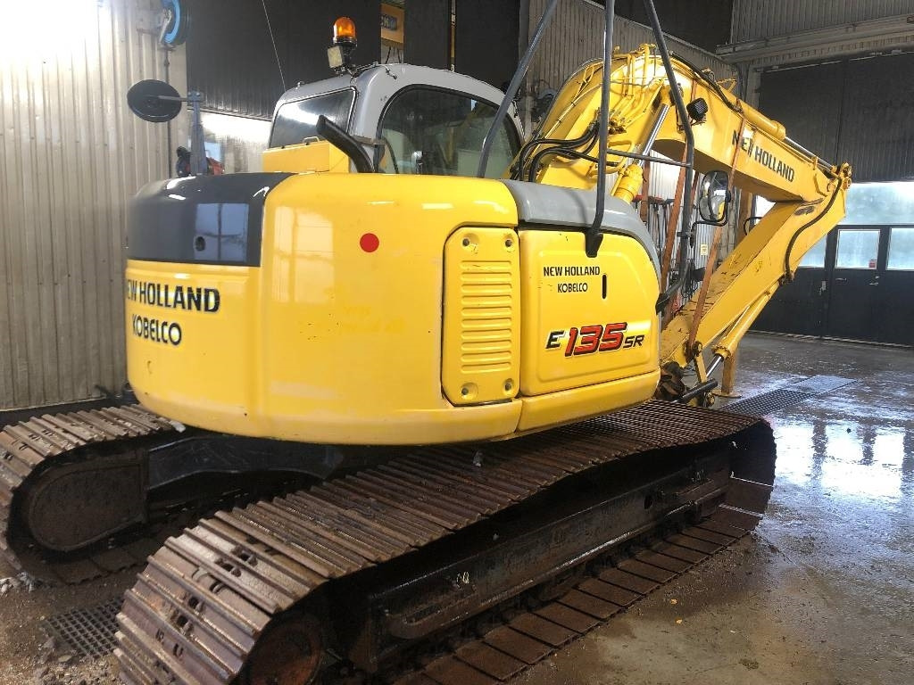 New Holland Kobelco E135SR dismantled: only spare parts - حفارات زحافة: صور 3 New Holland Kobelco E135SR dismantled: only spare parts - حفارات زحافة: صور 3