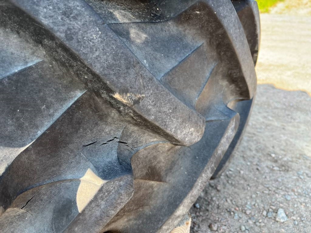 Pirelli 14,9R38 till John Deere - الإطارات - الآلات والماكينات الزراعية: صور 3 Pirelli 14,9R38 till John Deere - الإطارات - الآلات والماكينات الزراعية: صور 3
