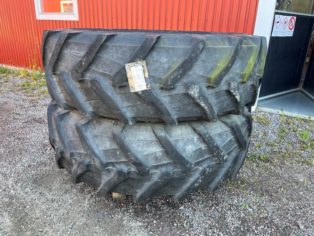 Trelleborg 520/85R38 till John Deere 7920 mfl - الإطارات - الآلات والماكينات الزراعية: صور 1 Trelleborg 520/85R38 till John Deere 7920 mfl - الإطارات - الآلات والماكينات الزراعية: صور 1