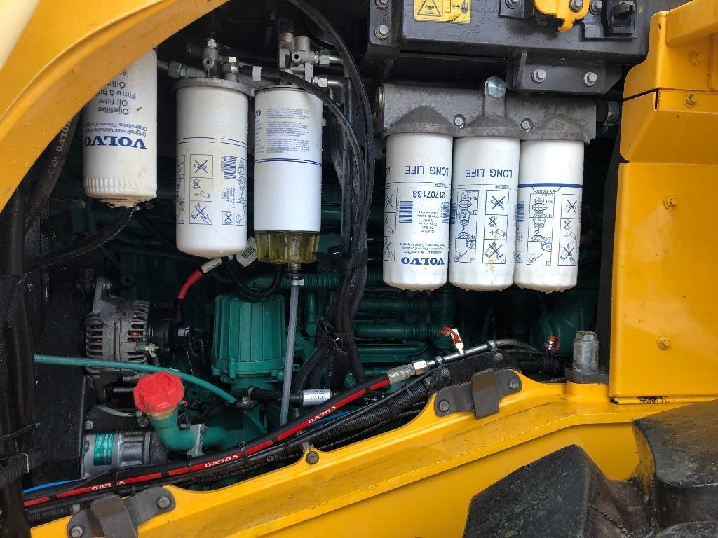 Volvo L 150 H Dismantled: only spare parts  - اللودر بعجل: صور 2 Volvo L 150 H Dismantled: only spare parts  - اللودر بعجل: صور 2