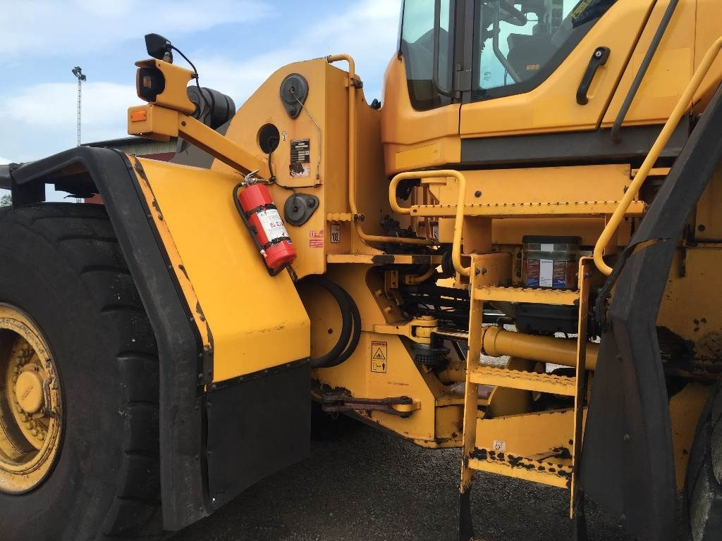 Volvo L 220 F Delar / Parts  - اللودر بعجل: صور 3 Volvo L 220 F Delar / Parts  - اللودر بعجل: صور 3