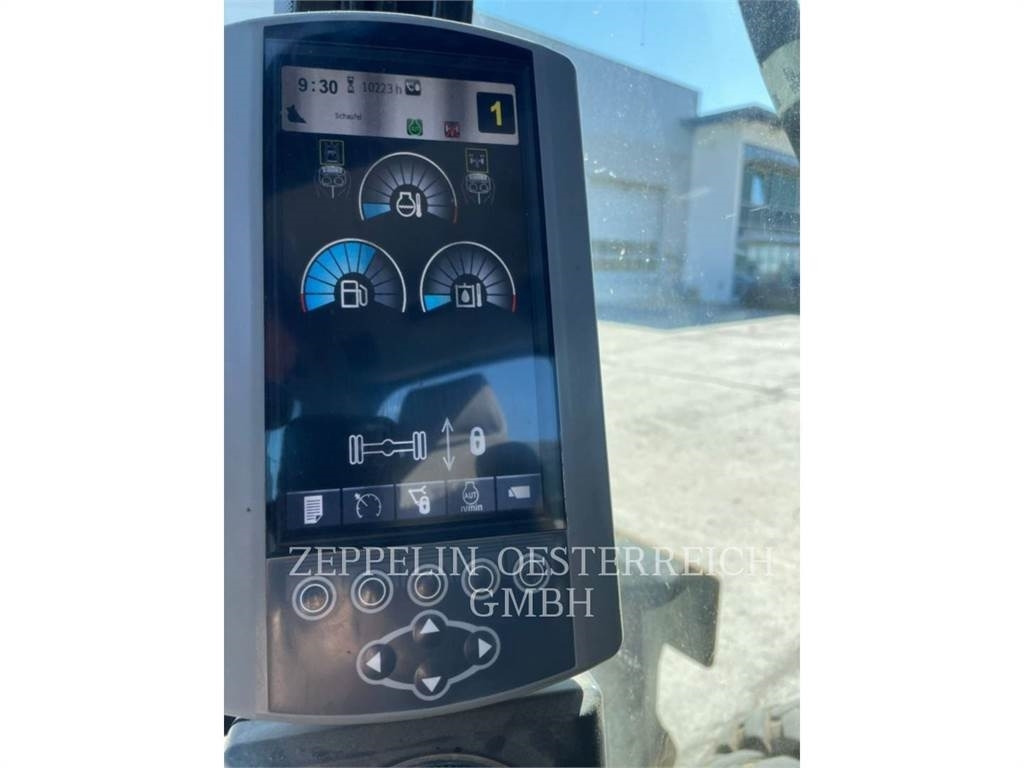 CAT M316D - حفارة على عجلات: صور 5 CAT M316D - حفارة على عجلات: صور 5