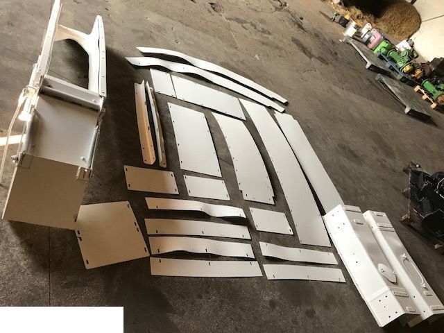 قطع الغيار - حصادة شاملة Claas Jaguar 930 950 980 - Tunel /  Rura Wyrzutu: صور 8