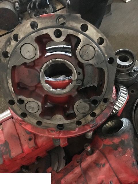 Clark Hurth - Docisk Hamulca - أجزاء الفرامل - الآلات والماكينات الزراعية: صور 1 Clark Hurth - Docisk Hamulca - أجزاء الفرامل - الآلات والماكينات الزراعية: صور 1