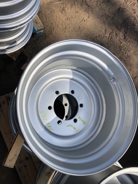 Felga 16.00x22.5 , 6 otworów - الجنوط - الآلات والماكينات الزراعية: صور 1 Felga 16.00x22.5 , 6 otworów - الجنوط - الآلات والماكينات الزراعية: صور 1
