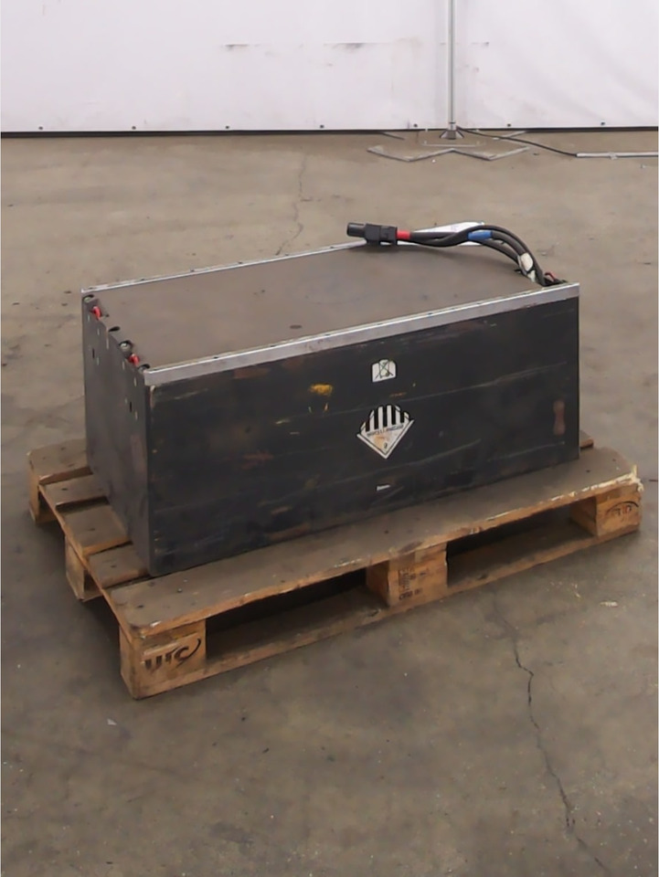 Battery BMZ 48V 268Ah/LiIon - البطارية - معدات المناولة: صور 1 Battery BMZ 48V 268Ah/LiIon - البطارية - معدات المناولة: صور 1