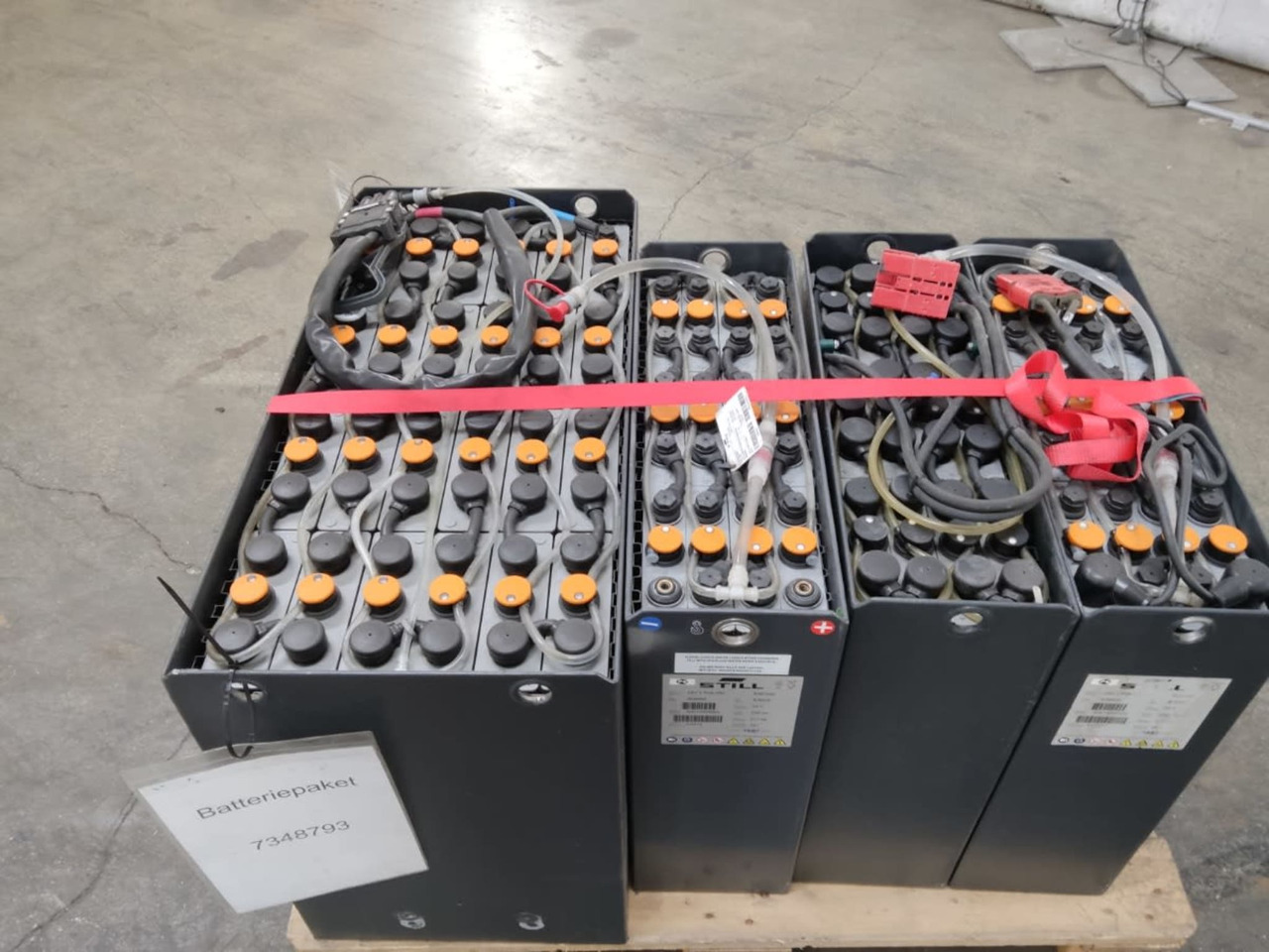 Battery Package - 4 Pcs. - البطارية - معدات المناولة: صور 4 Battery Package - 4 Pcs. - البطارية - معدات المناولة: صور 4