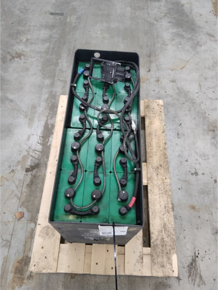 HOPPECKE Battery 24V 575Ah - البطارية - معدات المناولة: صور 4 HOPPECKE Battery 24V 575Ah - البطارية - معدات المناولة: صور 4