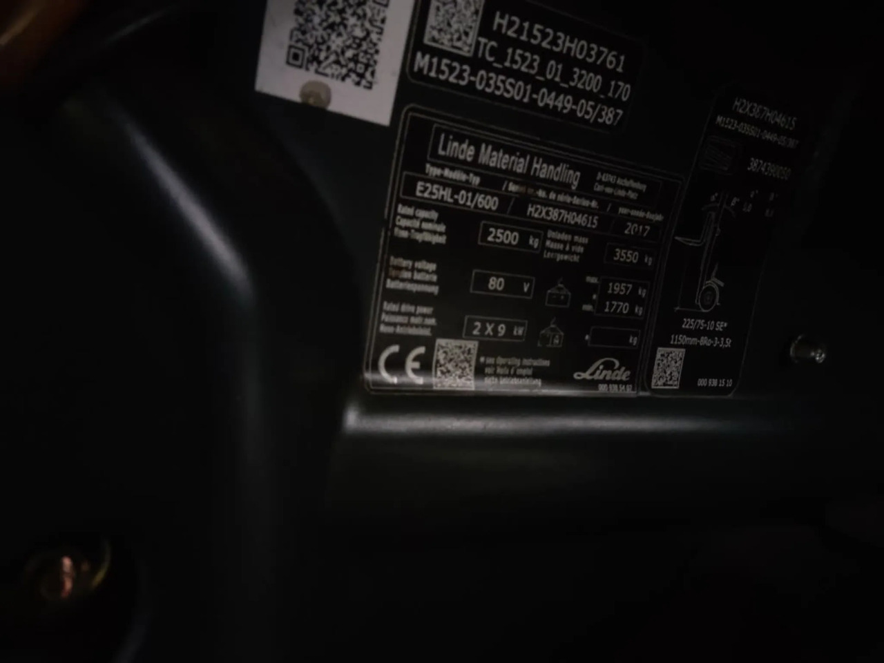 Linde E25HL-01/600 - رافعة شوكية كهربائية: صور 5 Linde E25HL-01/600 - رافعة شوكية كهربائية: صور 5