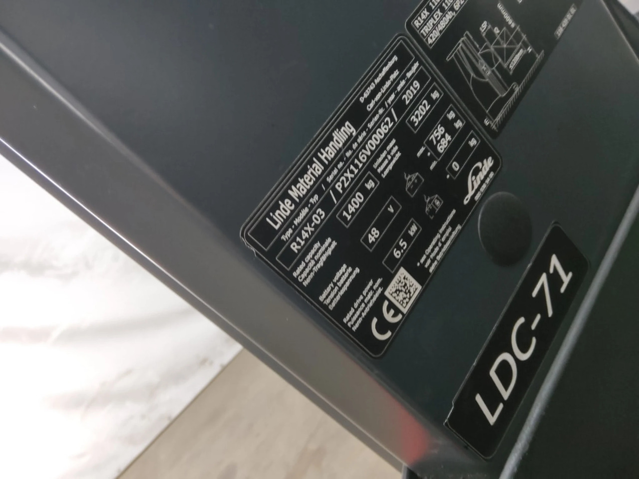 Linde R14X-03 - شاحنة مناولة: صور 5 Linde R14X-03 - شاحنة مناولة: صور 5