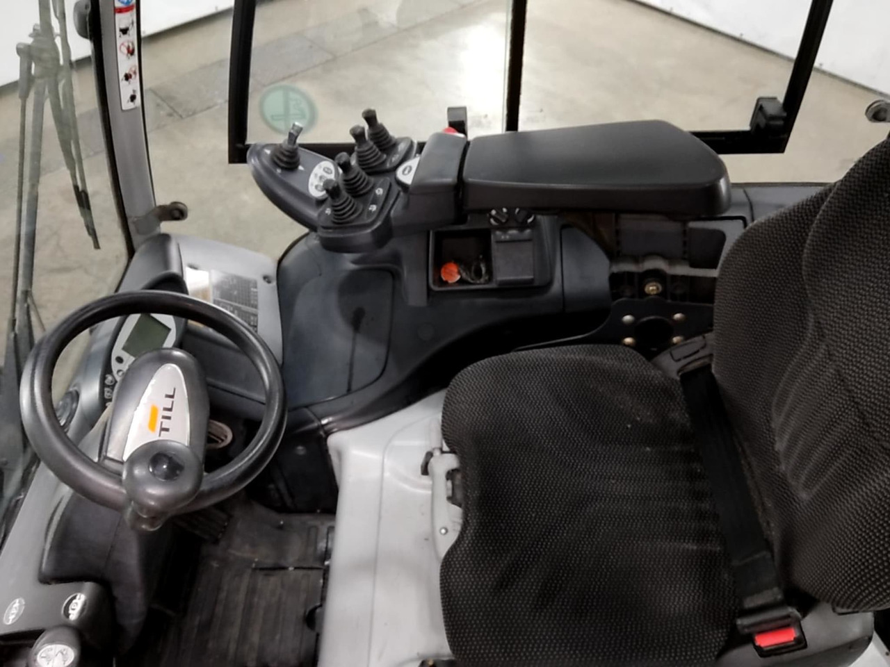 STILL RX60-35 - رافعة شوكية كهربائية: صور 3 STILL RX60-35 - رافعة شوكية كهربائية: صور 3