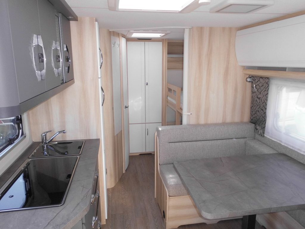 Hobby De Luxe 545 KMF 2025 2000kg., - كرفان سحب: صور 5 Hobby De Luxe 545 KMF 2025 2000kg., - كرفان سحب: صور 5