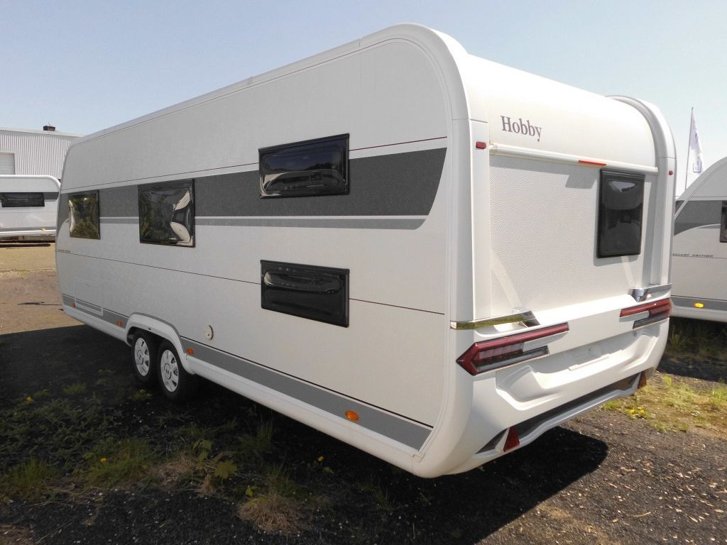Hobby Excellent Edition 650 KMFe 2025 2200kg., Teppich - كرفان سحب: صور 3 Hobby Excellent Edition 650 KMFe 2025 2200kg., Teppich - كرفان سحب: صور 3