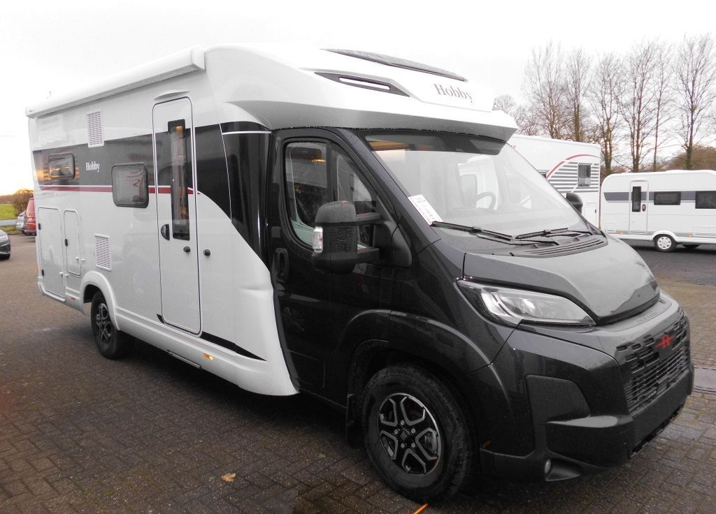 Hobby PRESTIGE T 710 GE 2026 180PS Autom. Voll LED +++ - موتر هوم شبه متكامل: صور 1 Hobby PRESTIGE T 710 GE 2026 180PS Autom. Voll LED +++ - موتر هوم شبه متكامل: صور 1