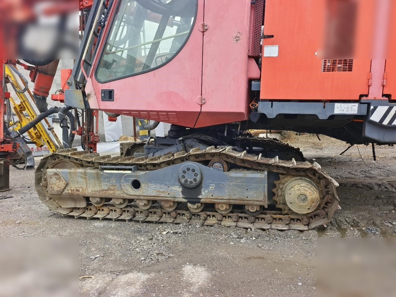 2011 SANDVIK DX800 - آلة حفر: صور 3 2011 SANDVIK DX800 - آلة حفر: صور 3