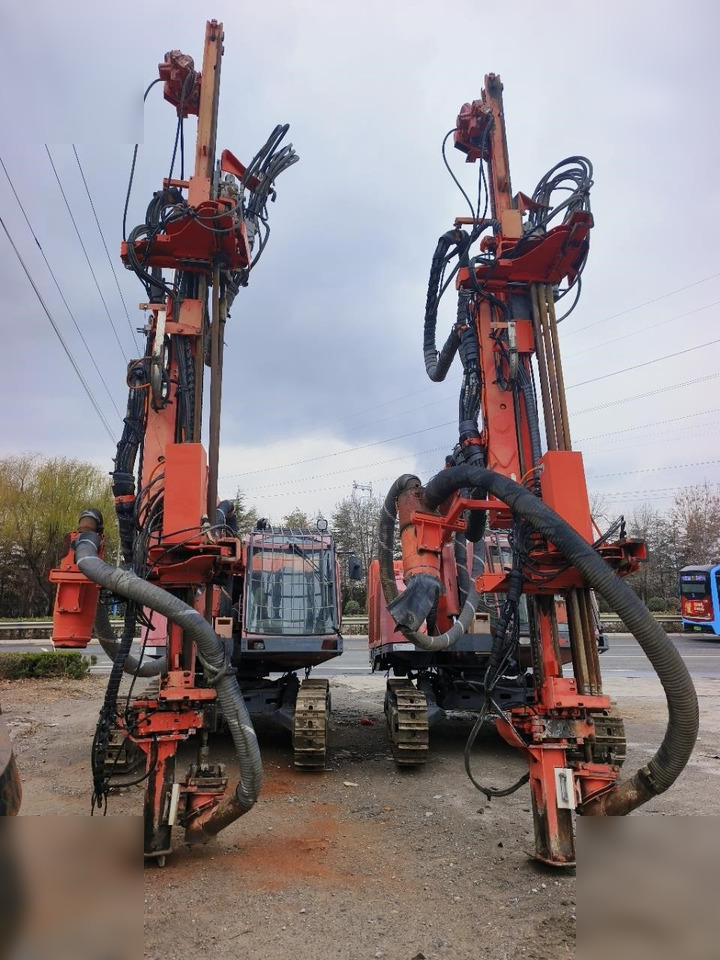 2011 SANDVIK DX800 - آلة حفر: صور 2 2011 SANDVIK DX800 - آلة حفر: صور 2